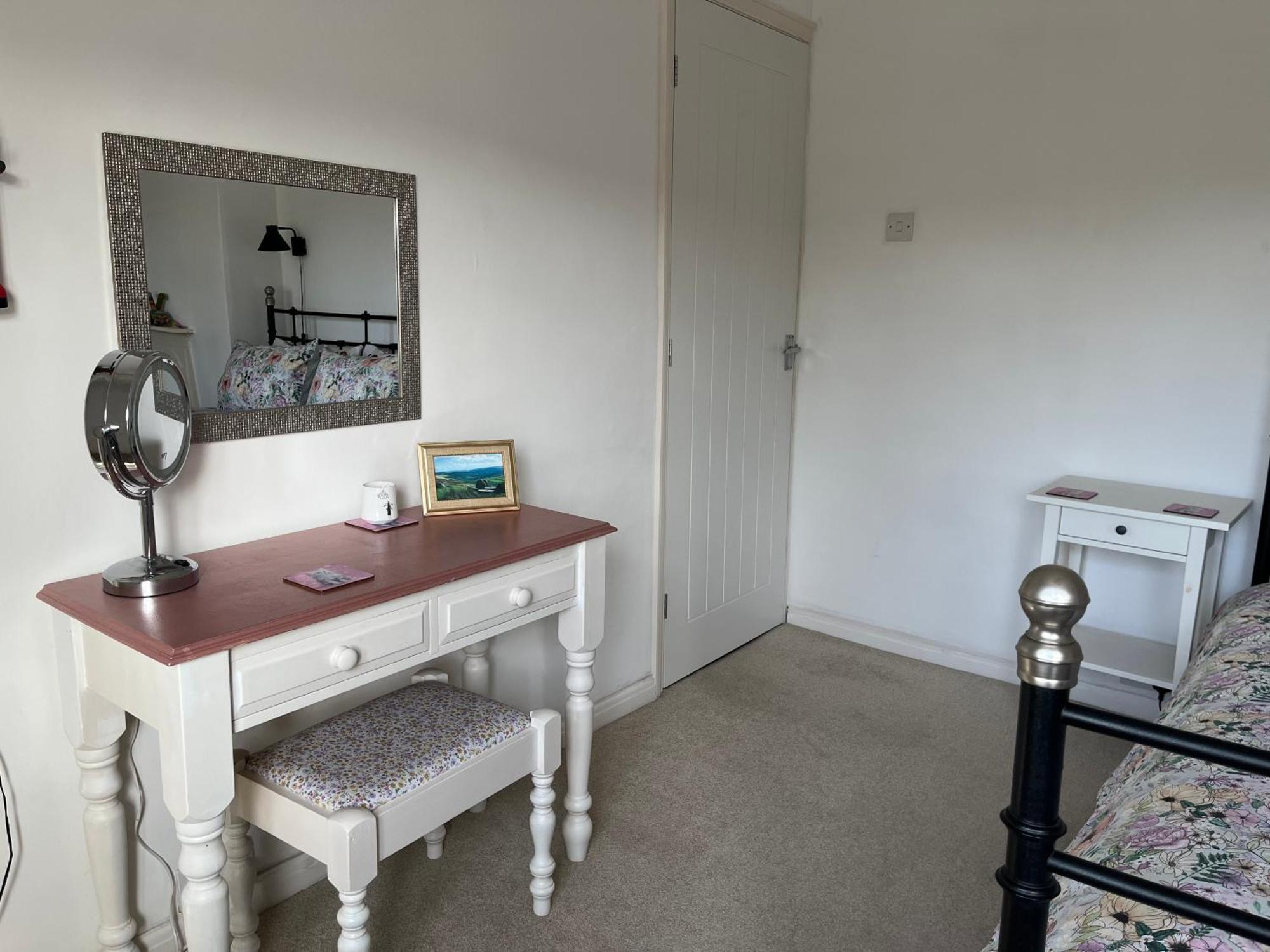 Holiday home Two Four Four, In Matlock