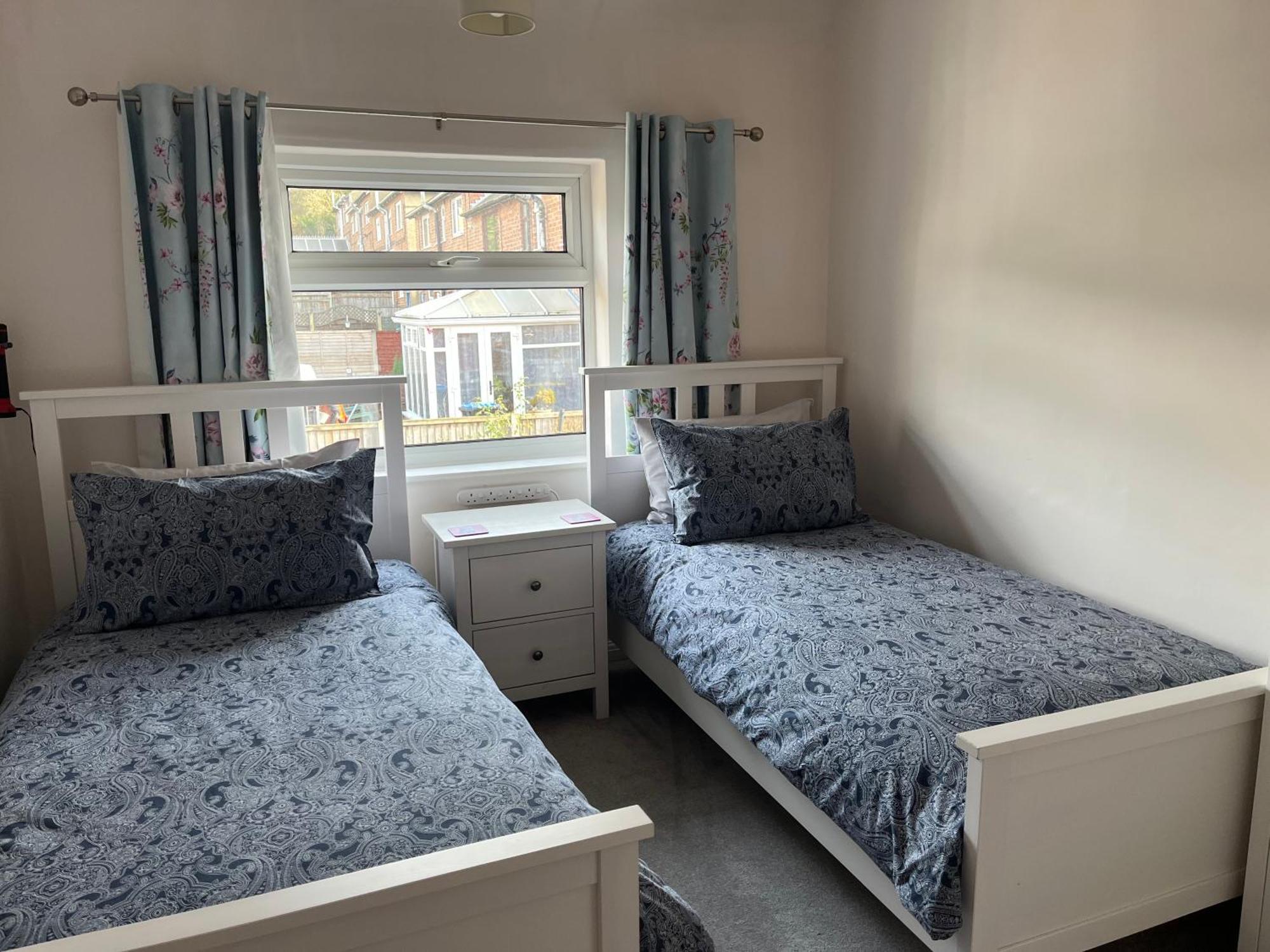 Two Four Four, In Matlock Holiday home *